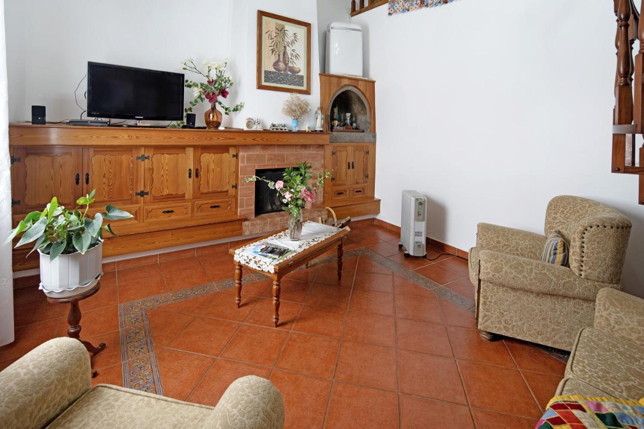 Casa Das Rosas Angra do Heroísmo Exteriör bild