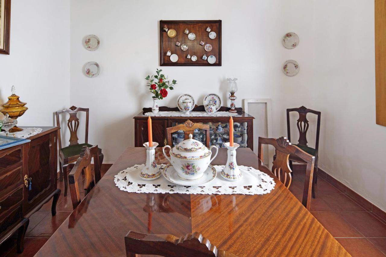 Casa Das Rosas Angra do Heroísmo Exteriör bild